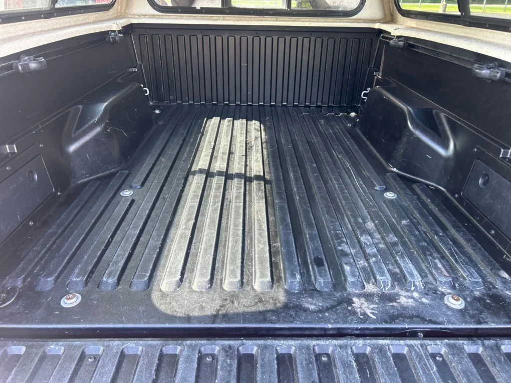 Used 2016 Red Toyota SR5 image 26