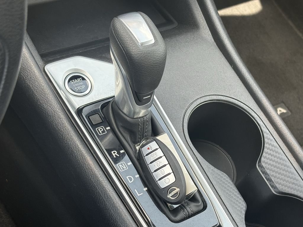 2025 Nissan Altima SV - Photo 16