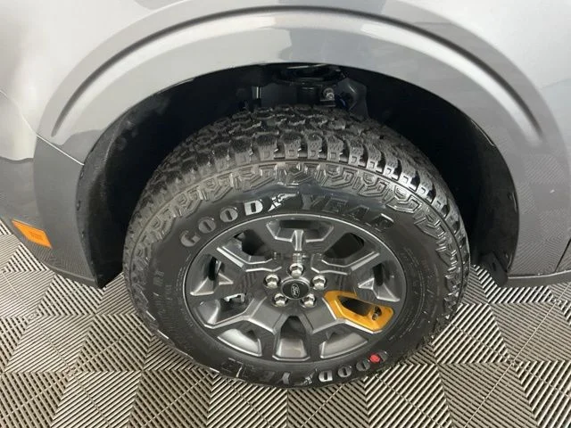 New 2026 Carbonized Gray Metallic Ford Tremor image 32