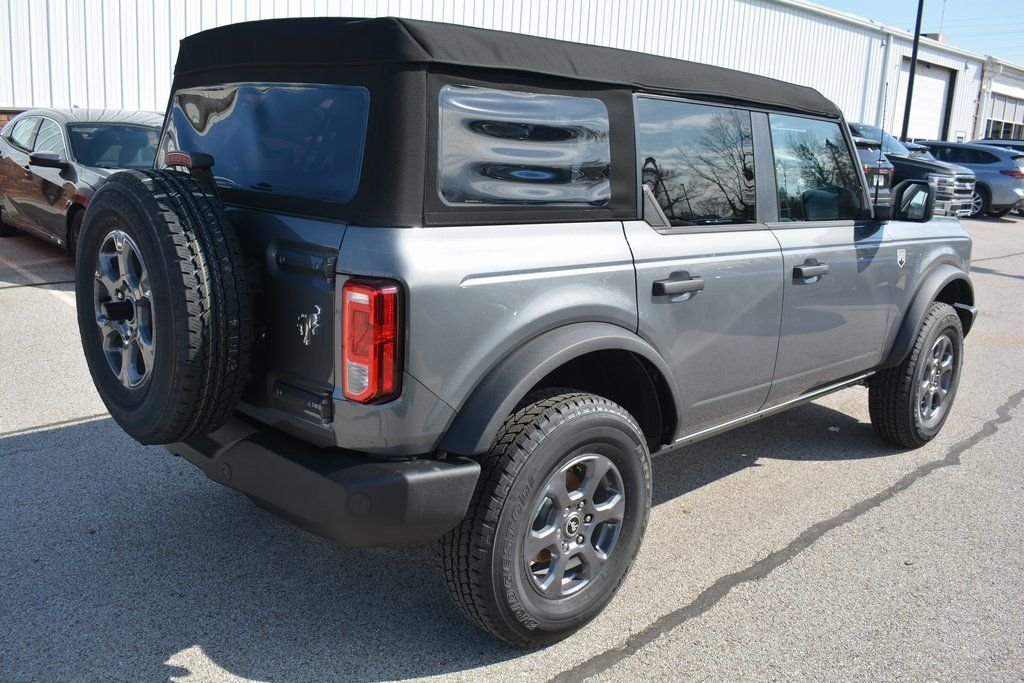 New 2026 Carbonized Gray Metallic Ford Big Bend® image 3