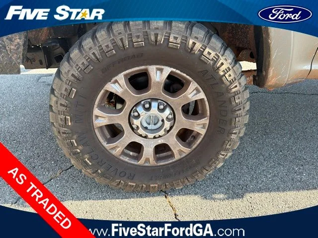 Used 2020 White Ford Lariat image 9