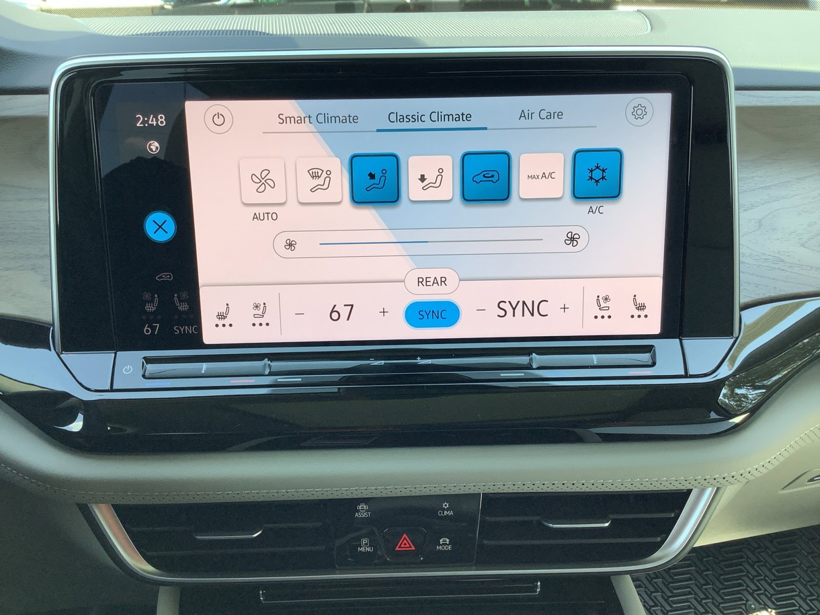New 2026 Pure Gray Volkswagen 2.0T SE w/Technology image 18