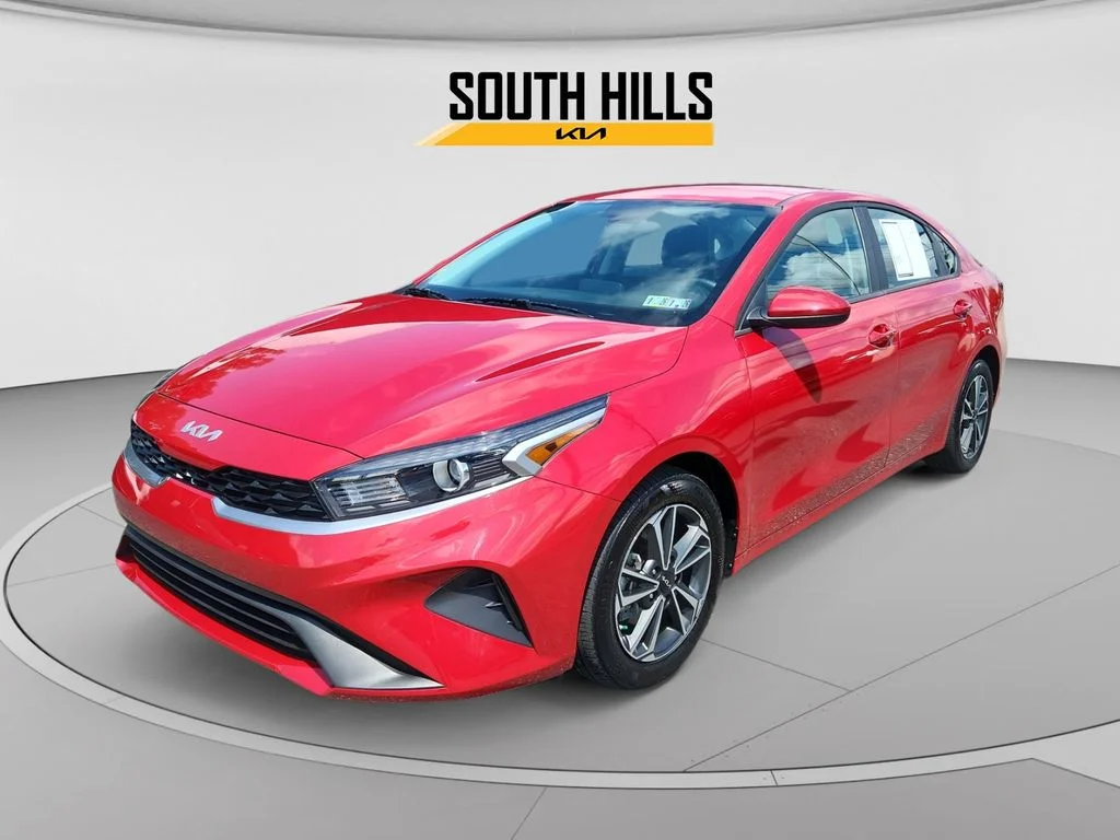 Used 2024 Red Kia LXS image 1