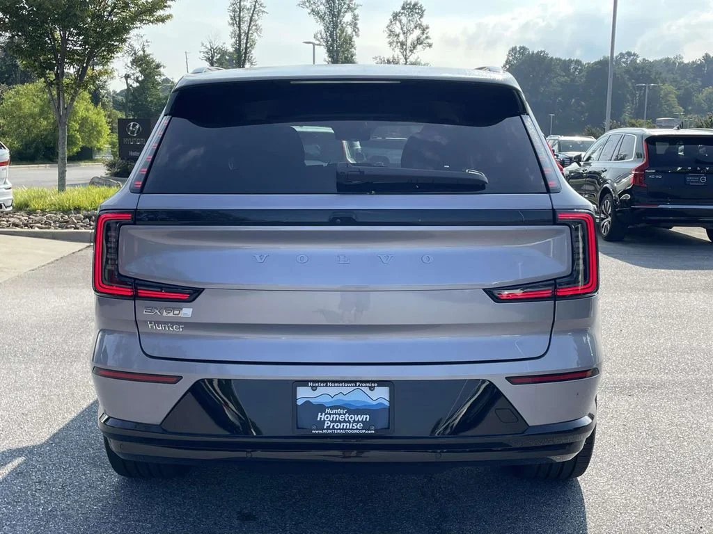 New 2026 Aurora Silver Volvo Ultra image 28