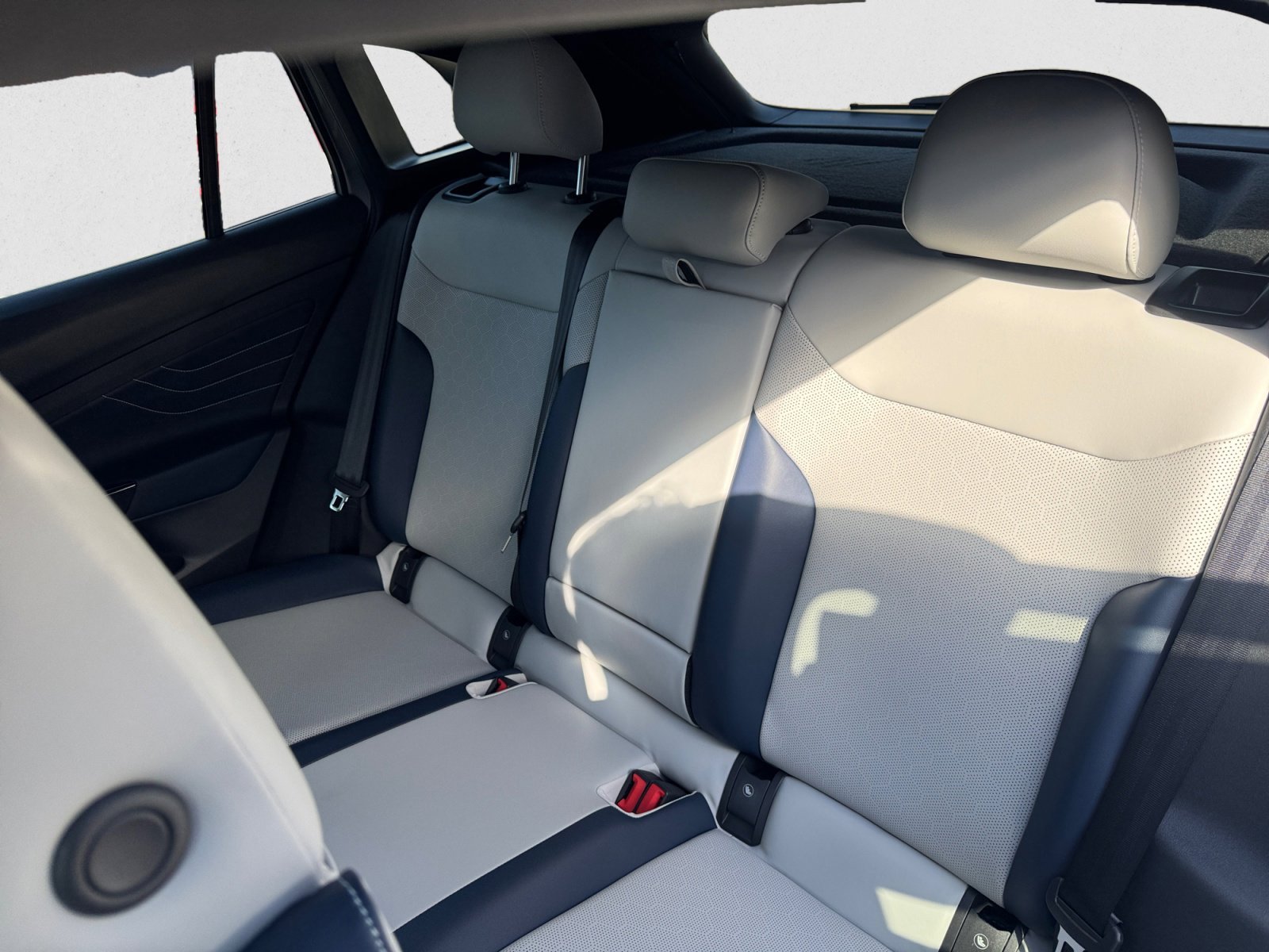 New 2025 Silver Volkswagen Pro S image 13