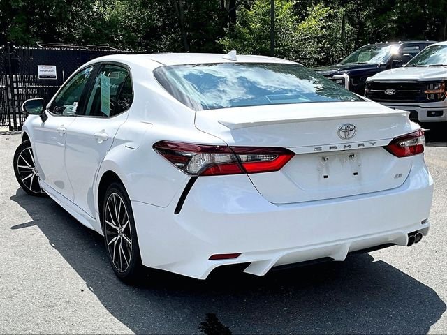 Used 2023 White Toyota SE image 6