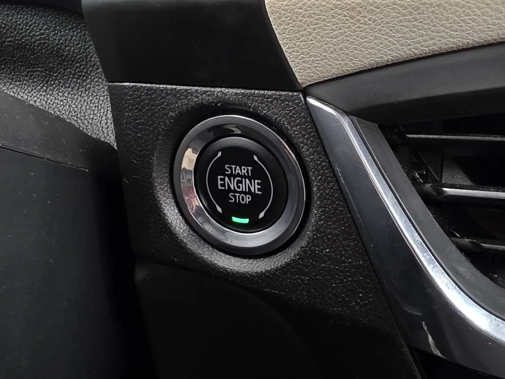 Used 2024 Summit White Buick Sport Touring image 33