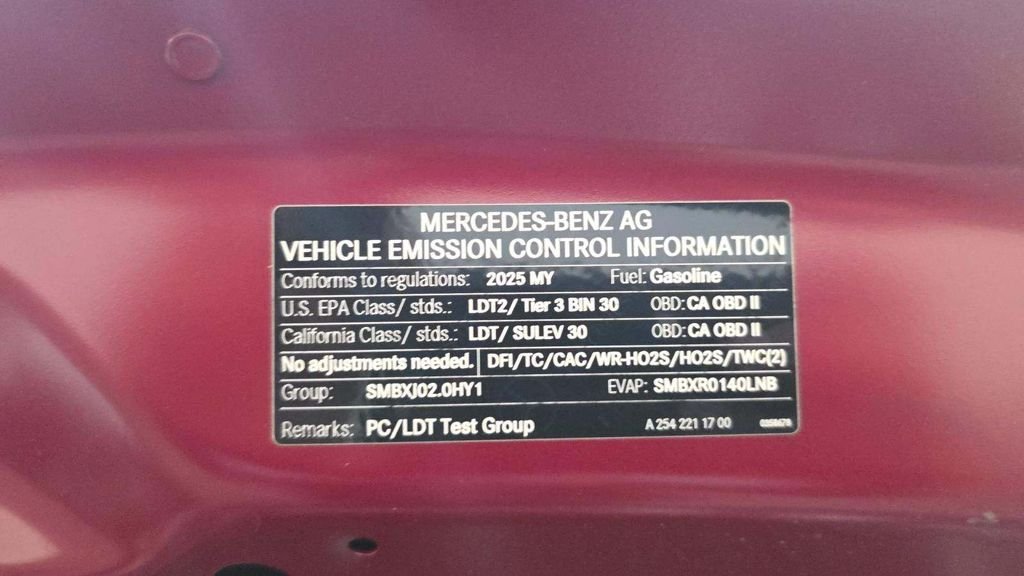 Certified Used 2025 MANUFAKTUR Patagonia Red Metallic Mercedes-Benz GLC 300 image 17