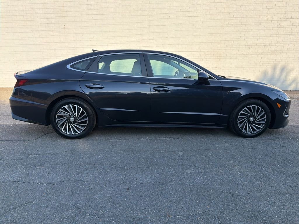 2021 Hyundai Sonata Limited's photo