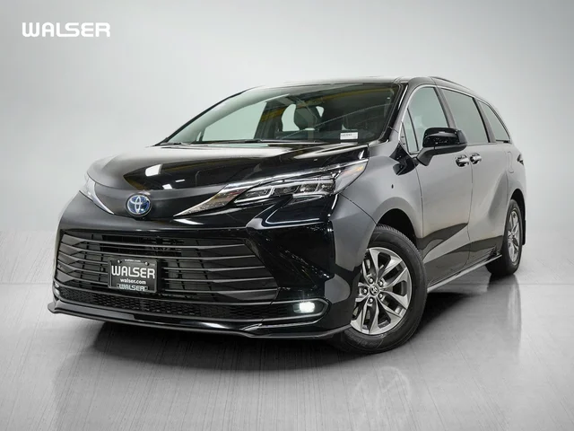 2025 Toyota Sienna XLE