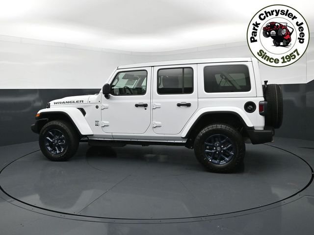 New 2026 Bright White Clear-Coat Exterior Paint Jeep 85th Anniversary Edition image 3