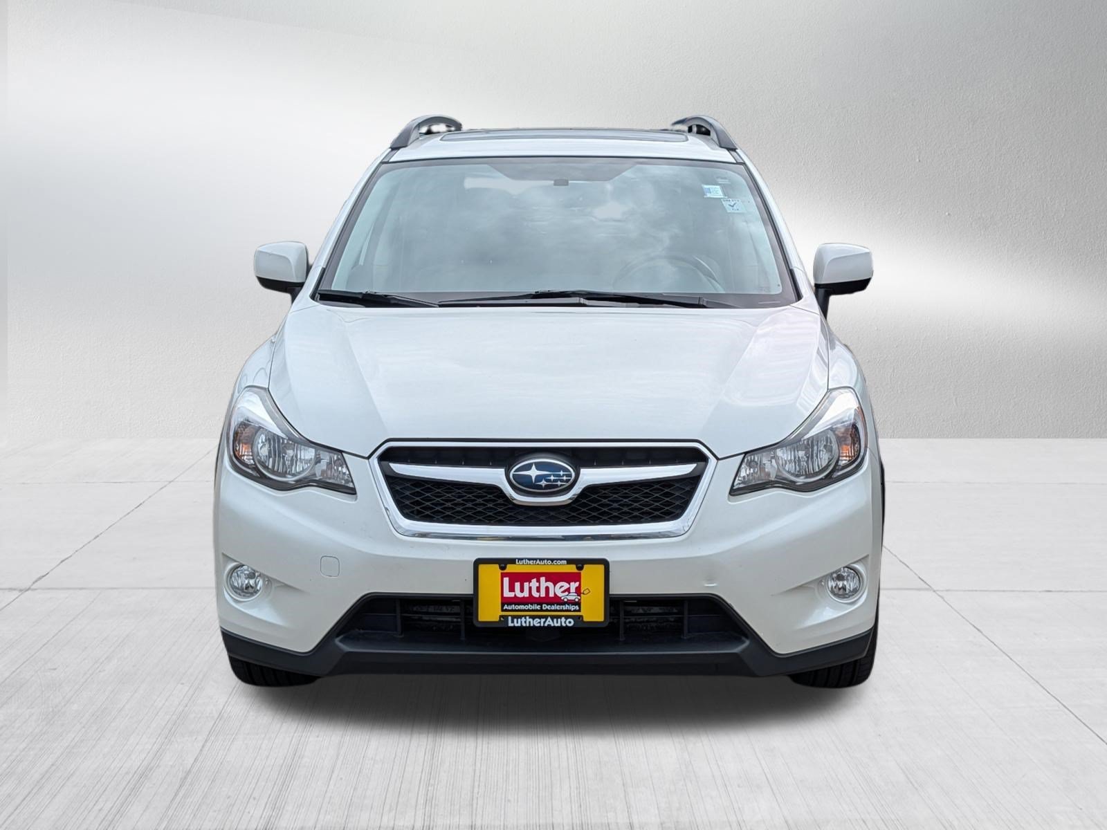 Used 2013 Satin White Pearl Subaru Limited image 2