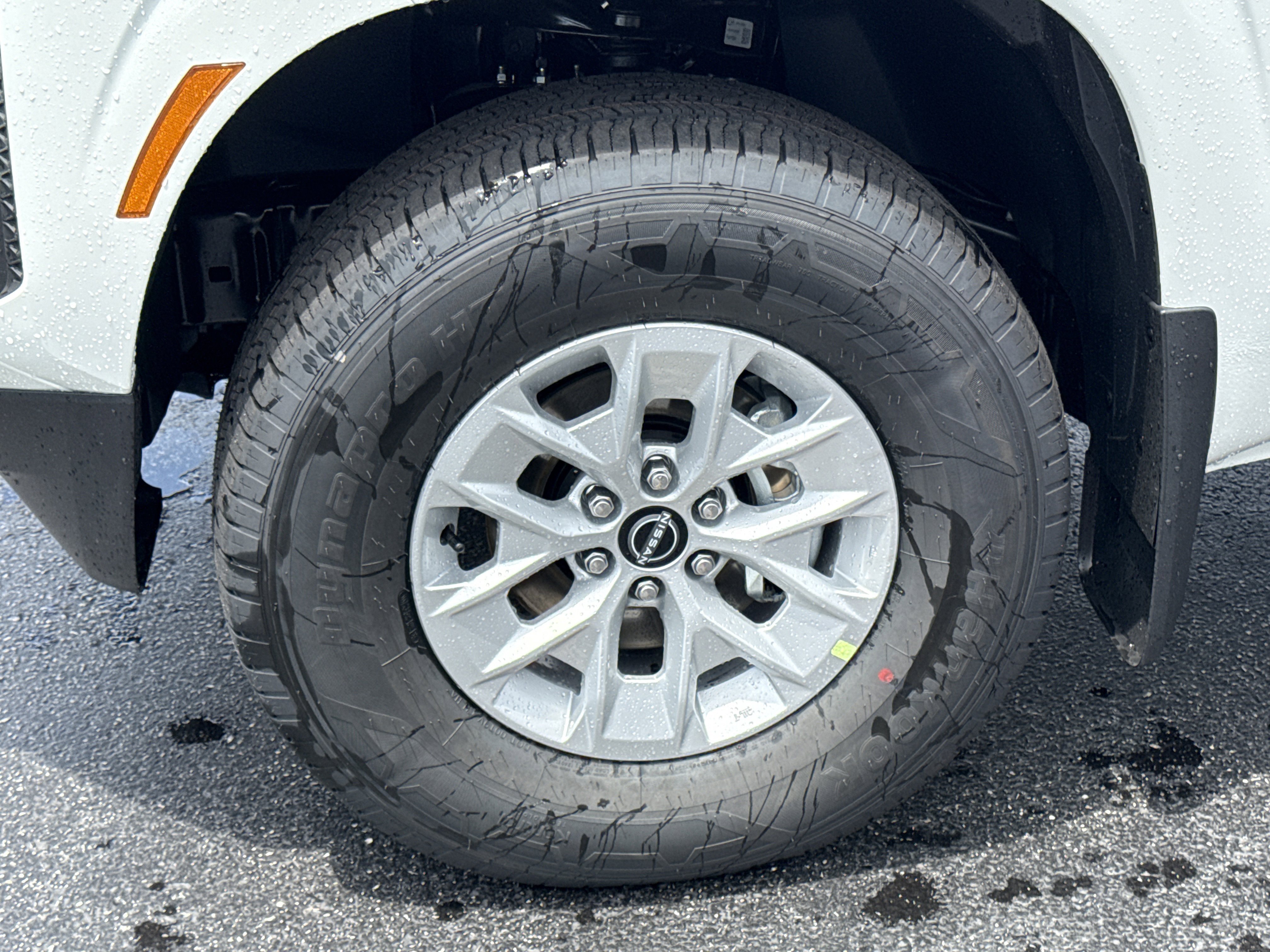 New 2026 Glacier White Nissan Crew Cab S image 10
