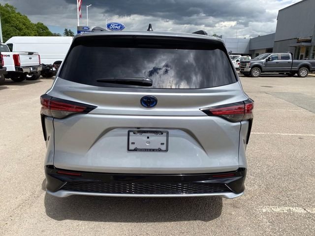 Used 2025 Silver Toyota XSE image 4