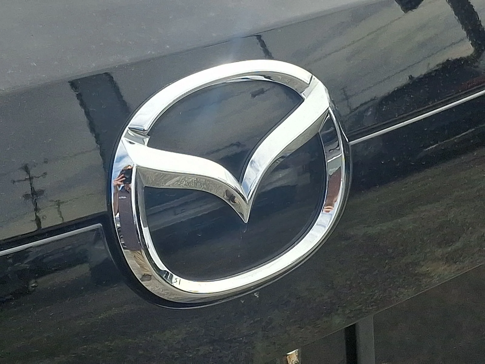 Used 2017 Black Mazda Touring image 29