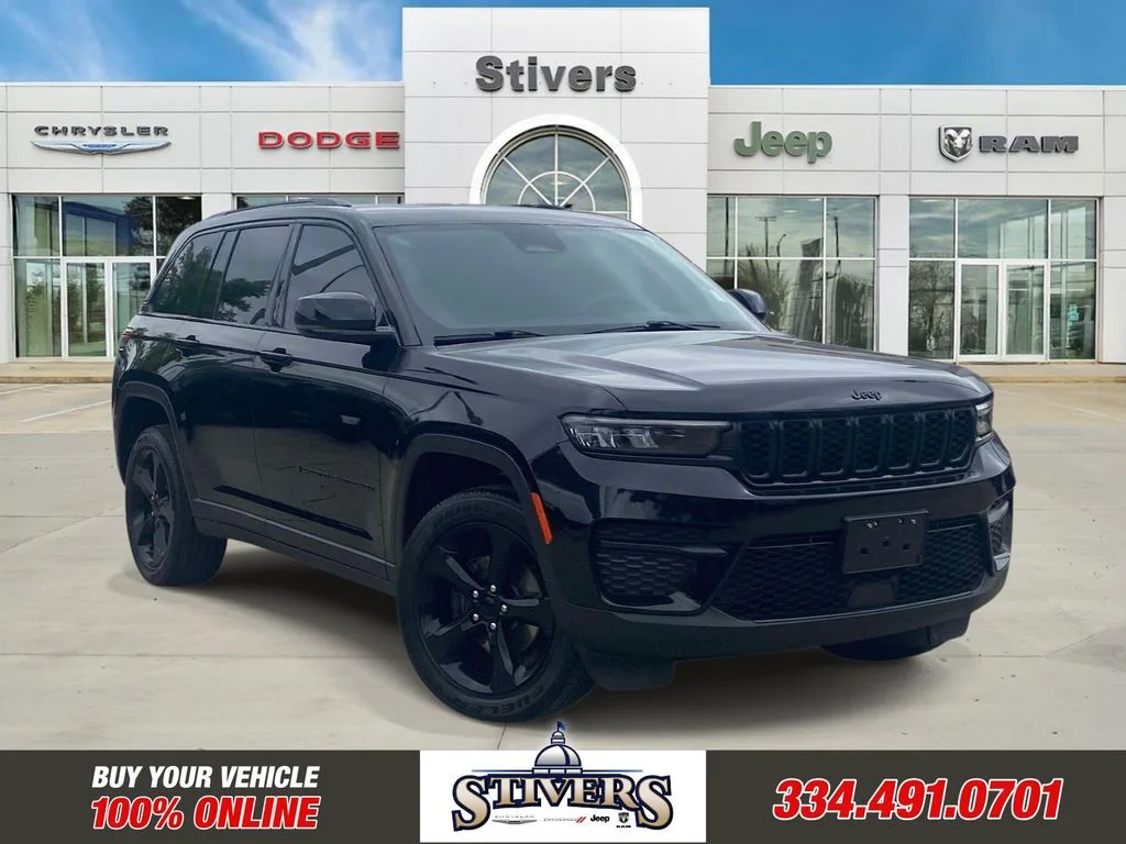2023 Jeep Grand Cherokee Altitude X 4x4's photo