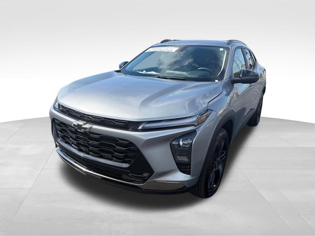 Used 2024 Gray Chevrolet ACTIV image 18