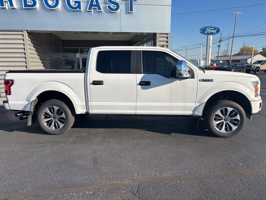 Used 2020 White Ford XL image 4