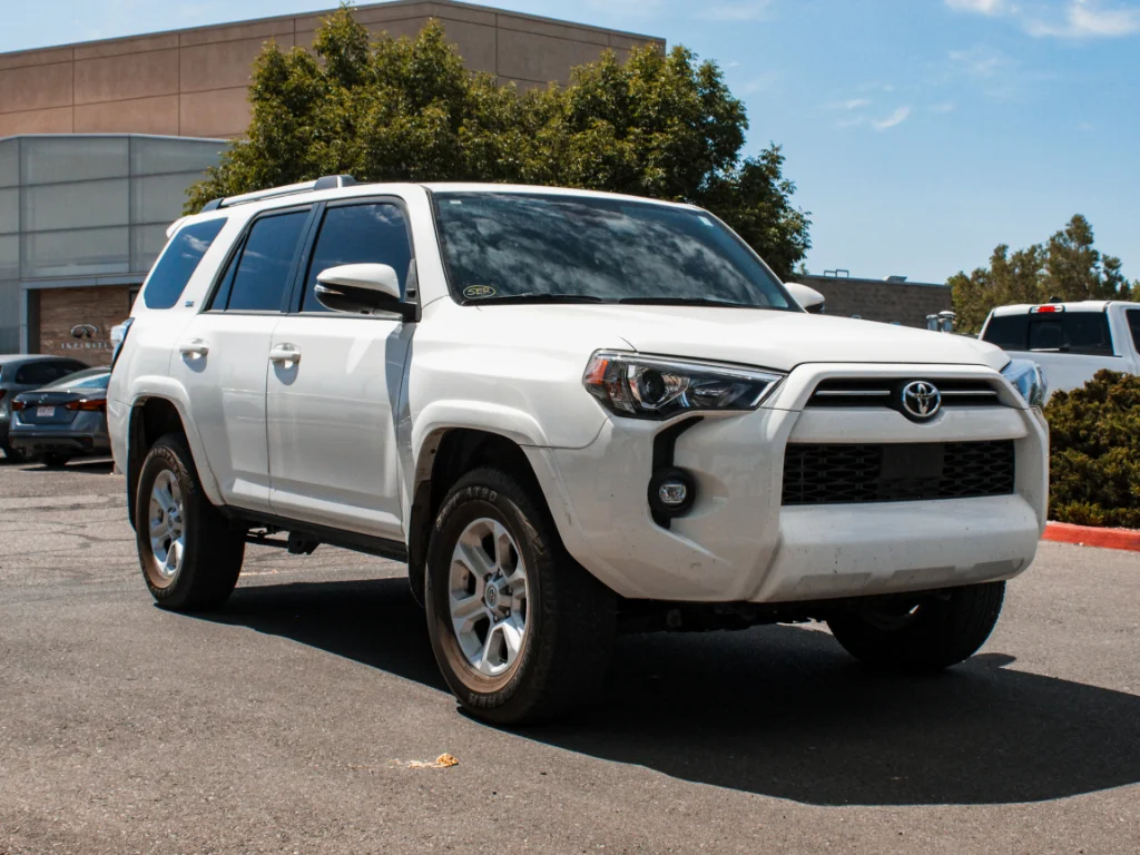 Used 2024 Ice Cap Toyota SR5 Premium image 3