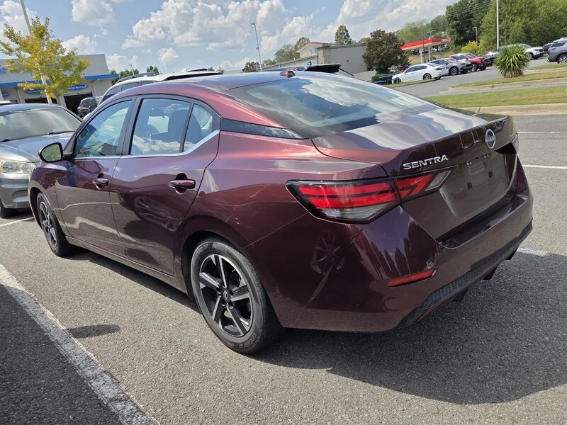 Used 2025 Rosewood NISSAN SV CVT image 2
