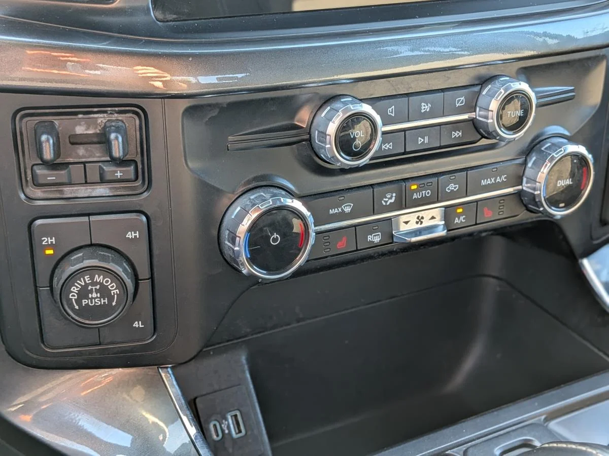 Used 2023 White Ford XLT image 20
