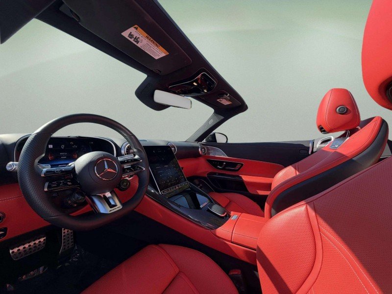Used 2022  Mercedes-Benz AMG® SL 63 image 31