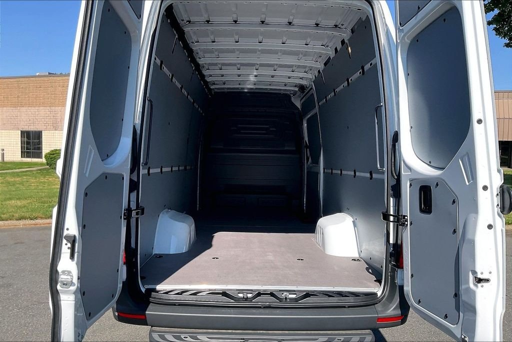 2026 Mercedes-Benz Sprinter Cargo Van Base - Photo 9