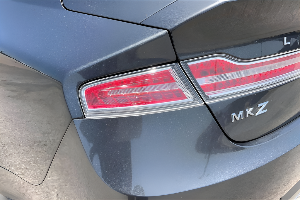 Used 2019 Gray Lincoln Reserve image 30