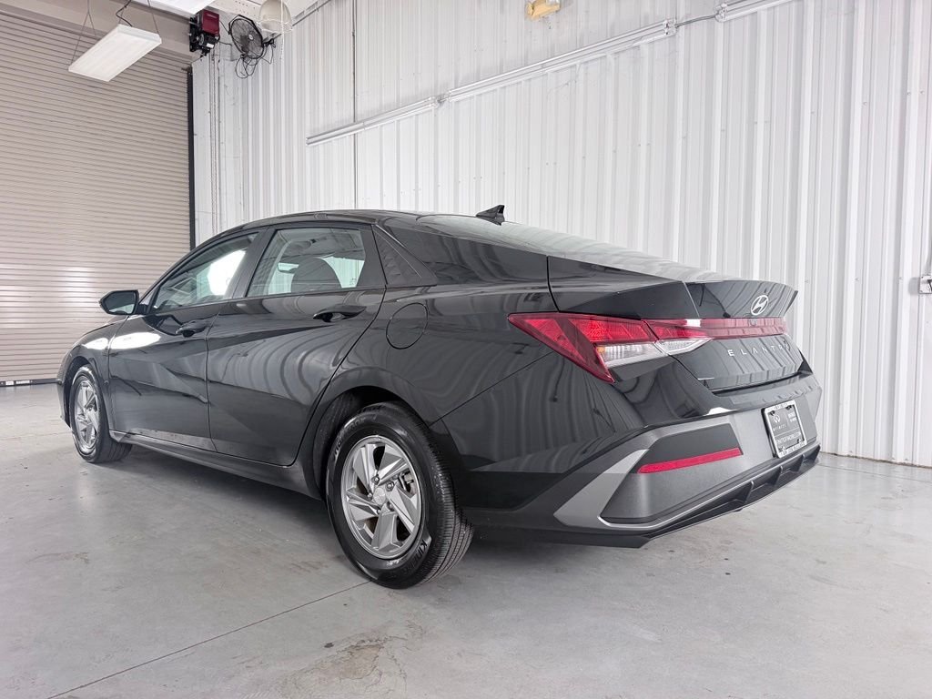 Used 2026 Black Hyundai SE image 7
