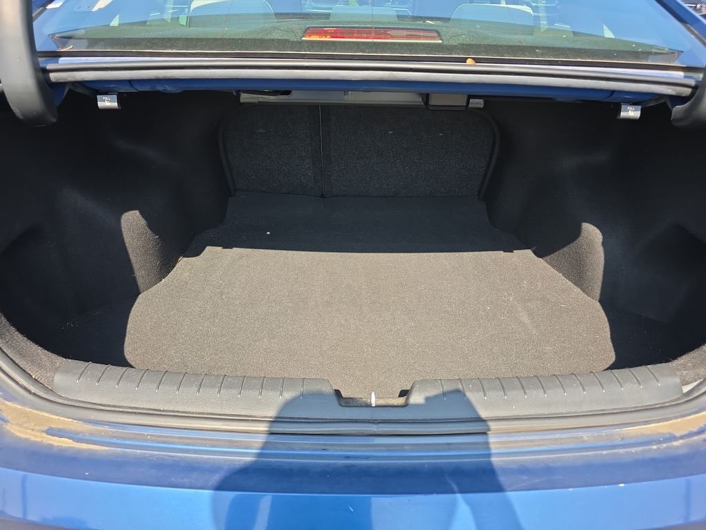 Used 2015 Blue Hyundai SE image 27