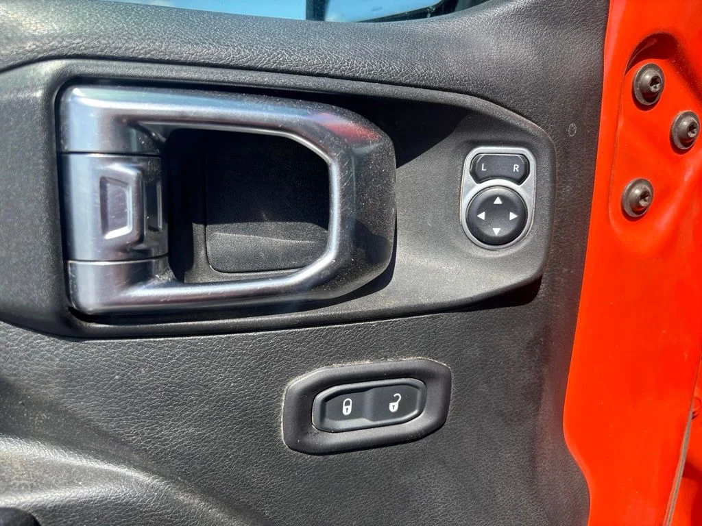 Used 2018 Orange Jeep Unlimited Rubicon image 8