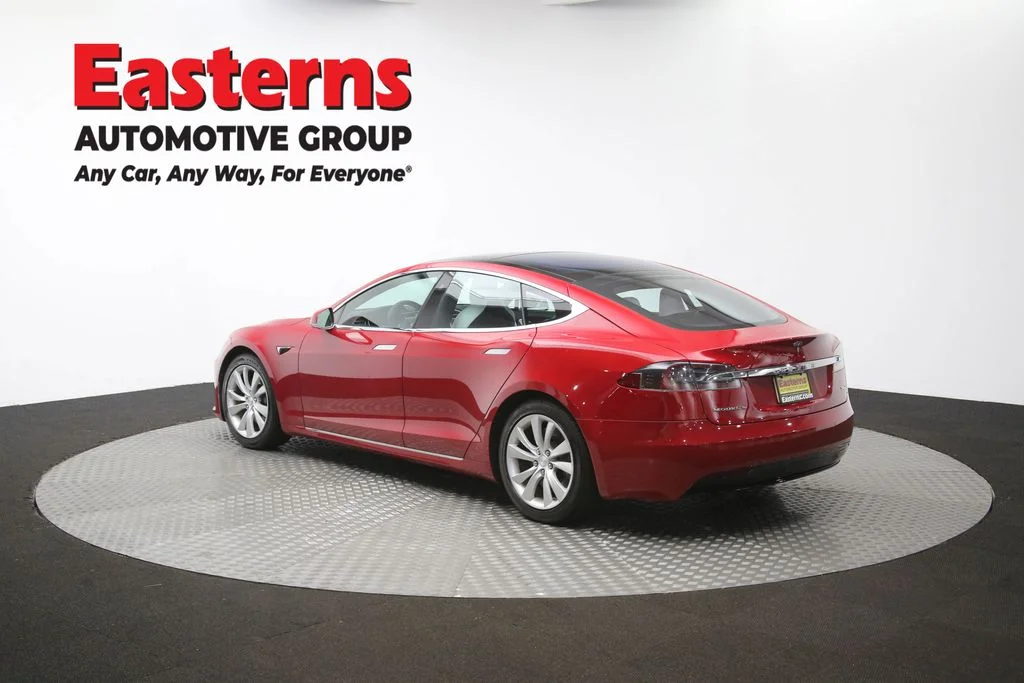 Used 2017 Red Tesla P100D image 61