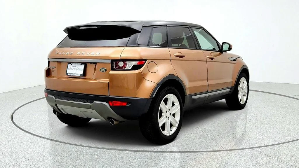 Used 2014 Zanzibar Metallic Land Rover 5dr Hatchback Pure Plus image 5