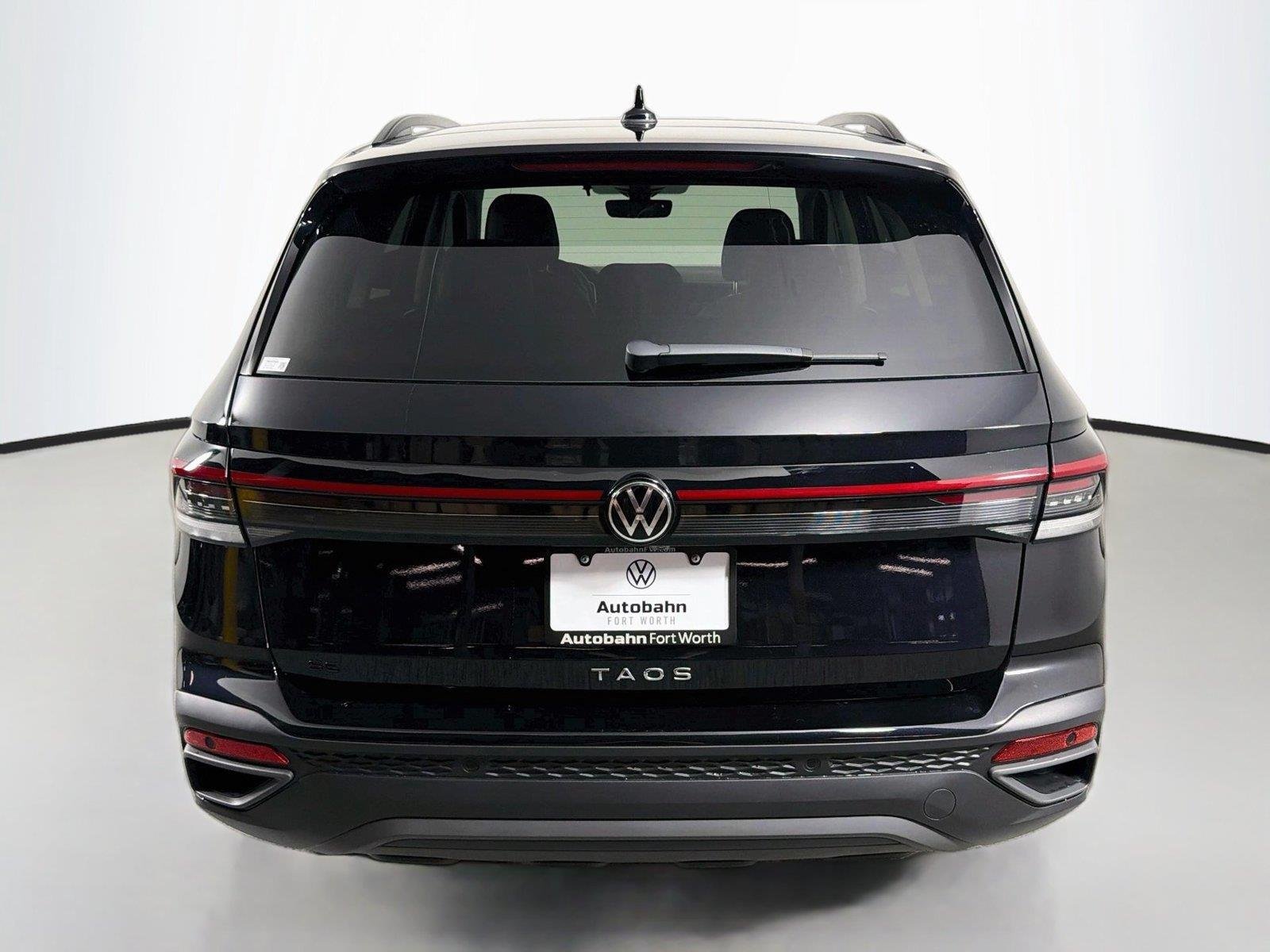 New 2027 Deep Black Pearl Volkswagen SE Black image 6