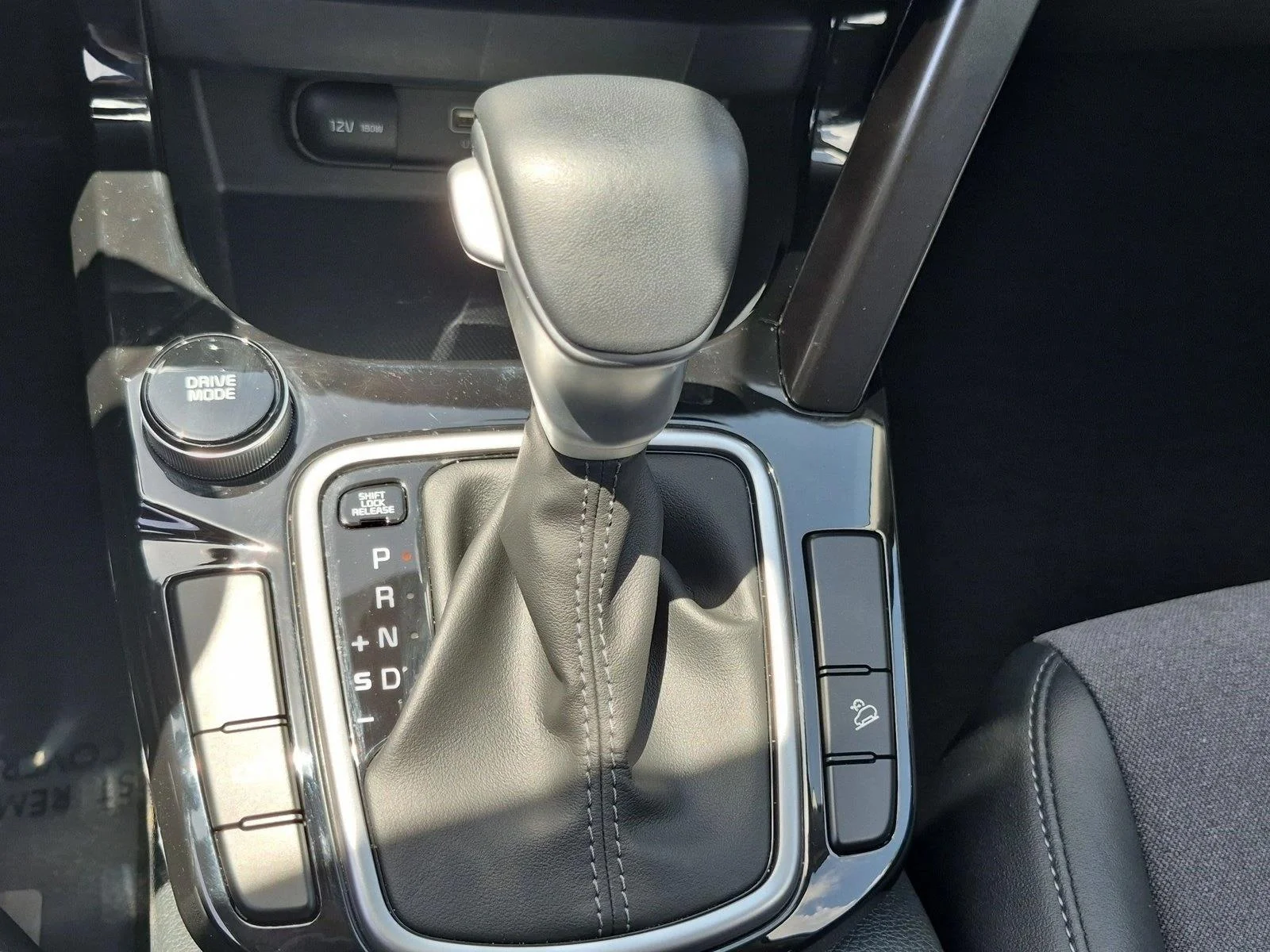 Used 2024 Pluton Blue/Black Roof Kia S image 12