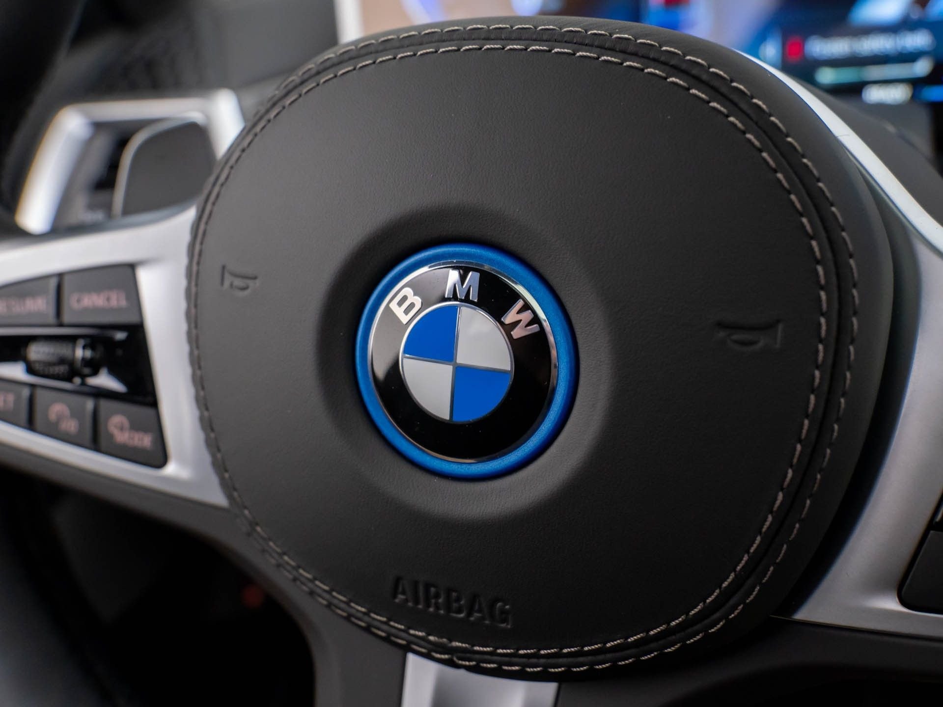 New 2026 Brooklyn Grey Metallic BMW xDrive50e image 23