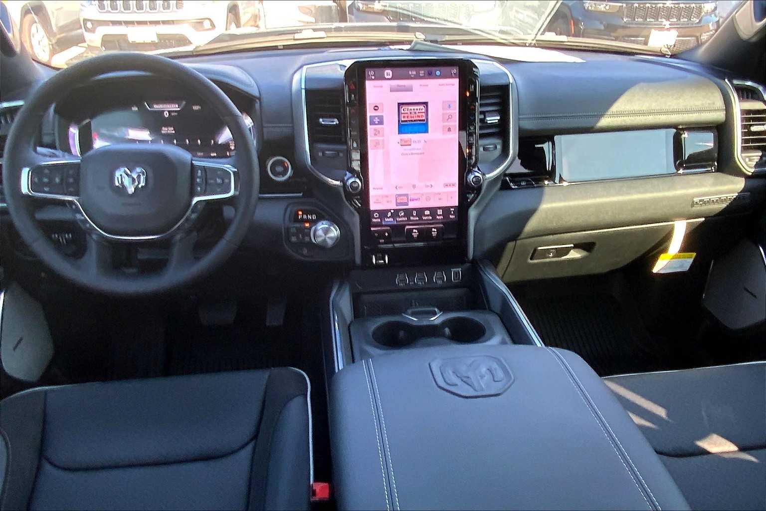 New 2026 Diamond Black Crystal Pearl-Coat Exterior Paint RAM Laramie image 5