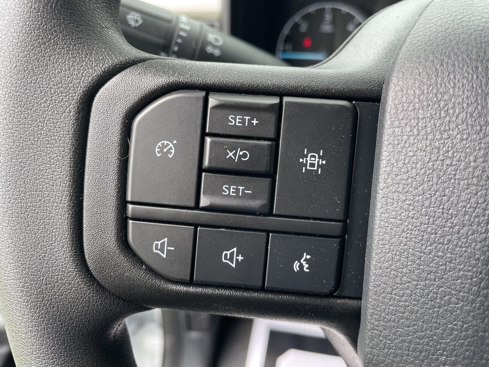 New 2026 Oxford White Ford F-450® XL image 17