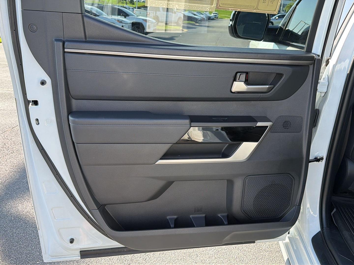 Used 2024 Wind Chill Pearl Toyota Limited image 17