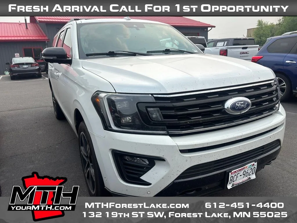 Used 2021 White Ford Limited image 3