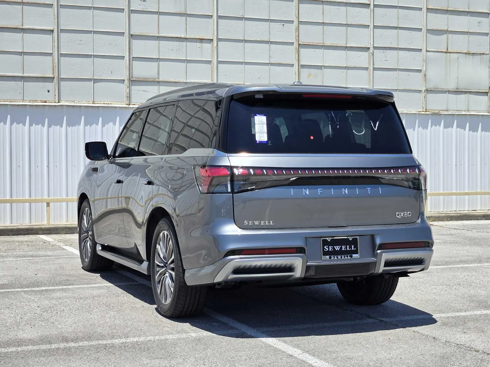 New 2026 DYNAMIC METAL INFINITI Luxe 2WD image 3