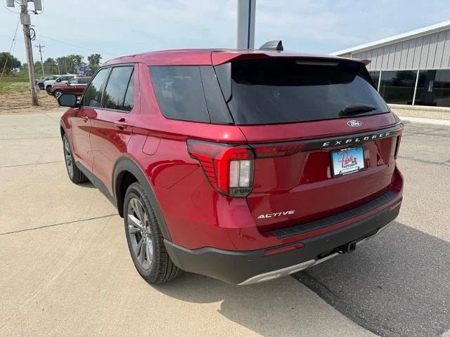 New 2027 Ruby Red Metallic Tinted Clearcoat Ford Active image 38