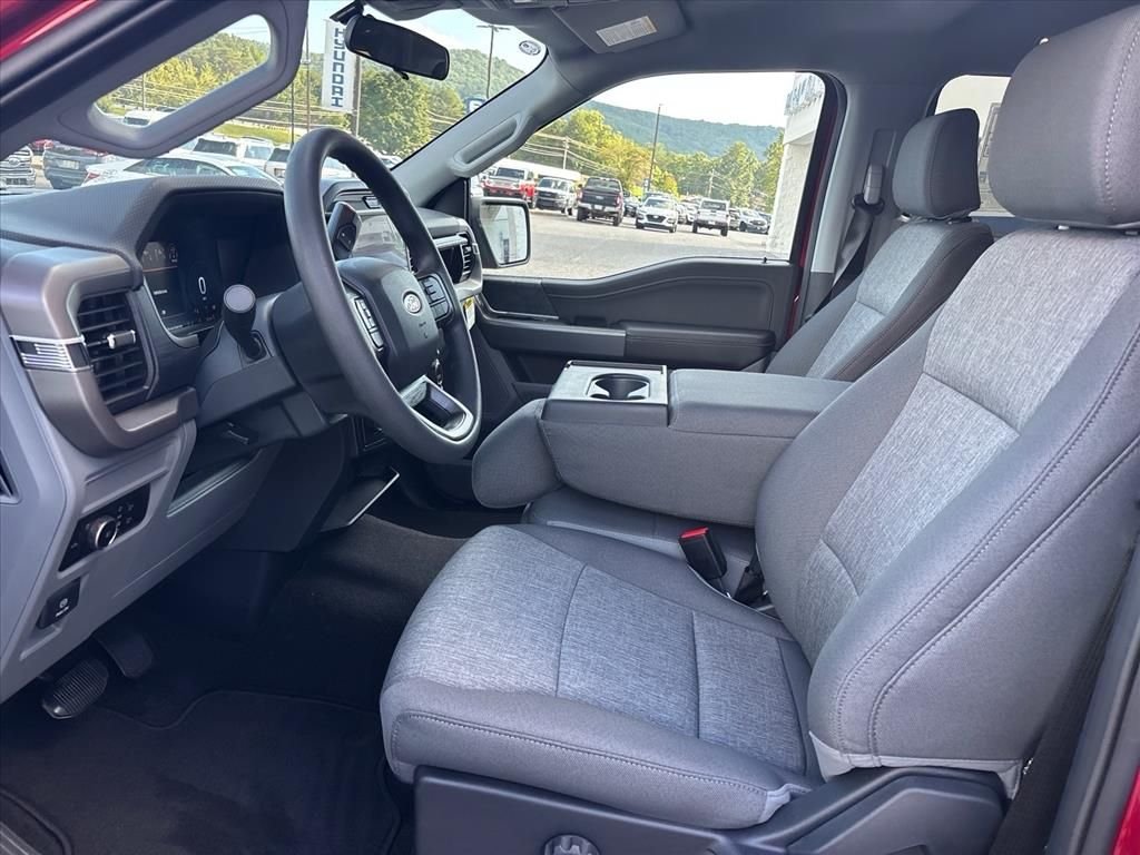 New 2026 Ruby Red Metallic Tinted Clearcoat Ford XLT image 8