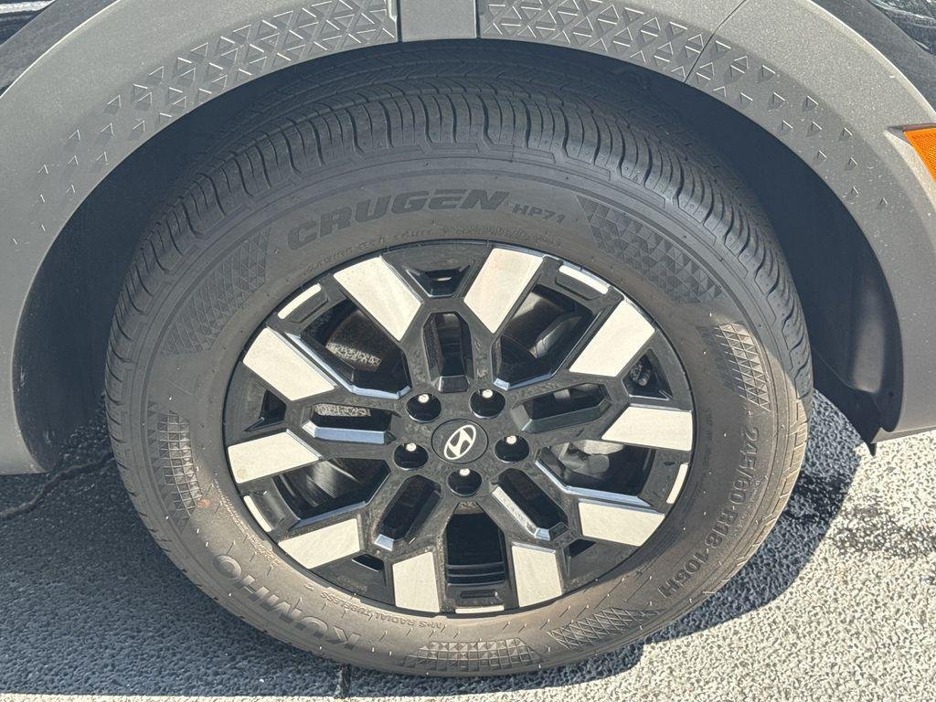 New 2026 Black Hyundai SEL FWD image 12