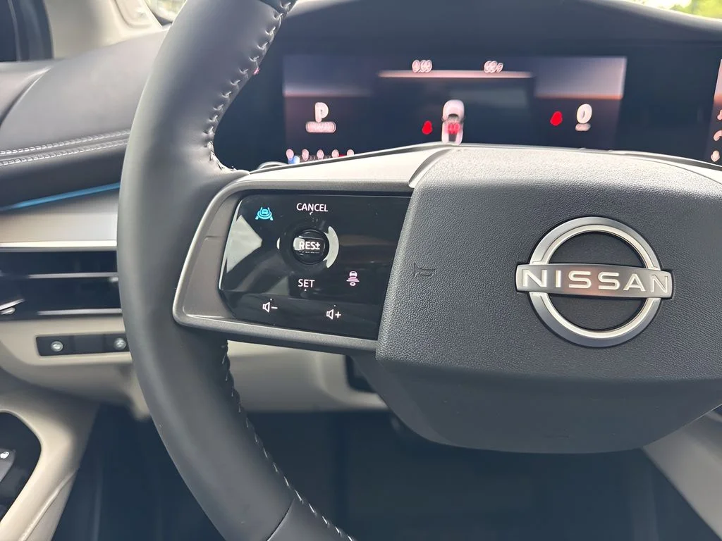 Used 2025 Black Nissan SL image 16