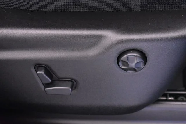 Used 2017 Black Jeep Limited image 18