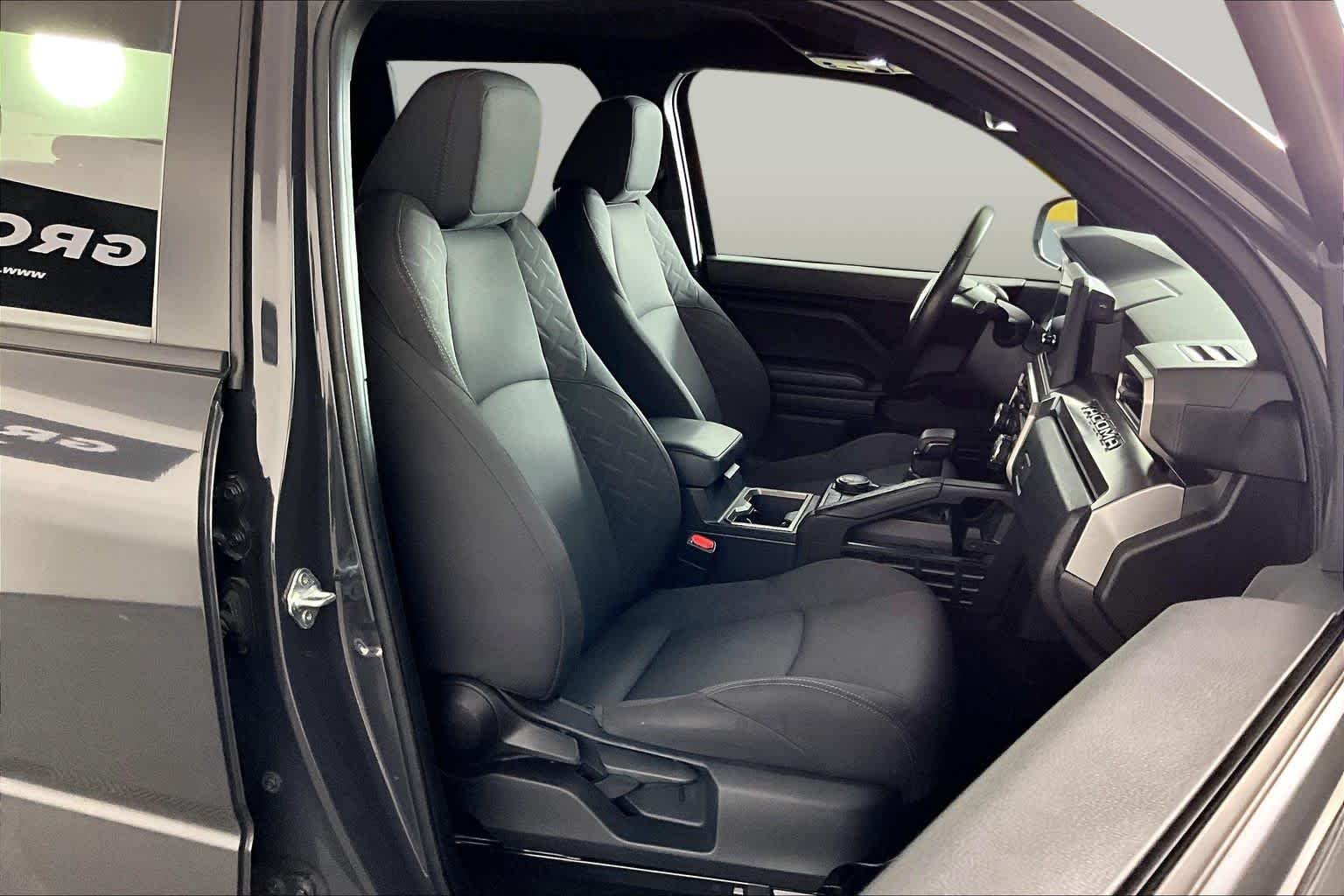 Used 2024 Underground Toyota SR5 image 9