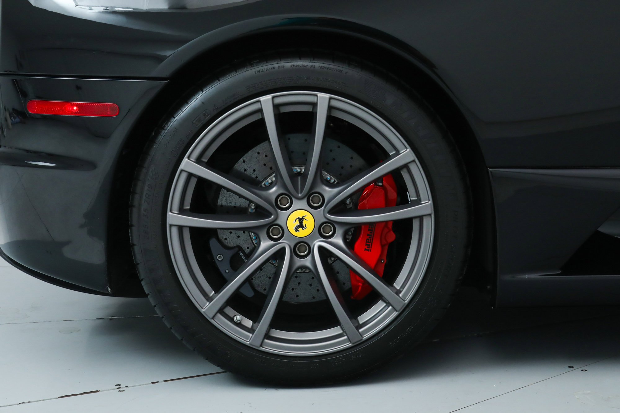 Used 2008 Black Ferrari  image 21