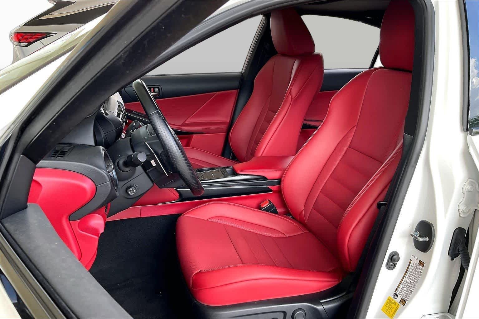 Used 2025 Ultra White Lexus F SPORT image 7