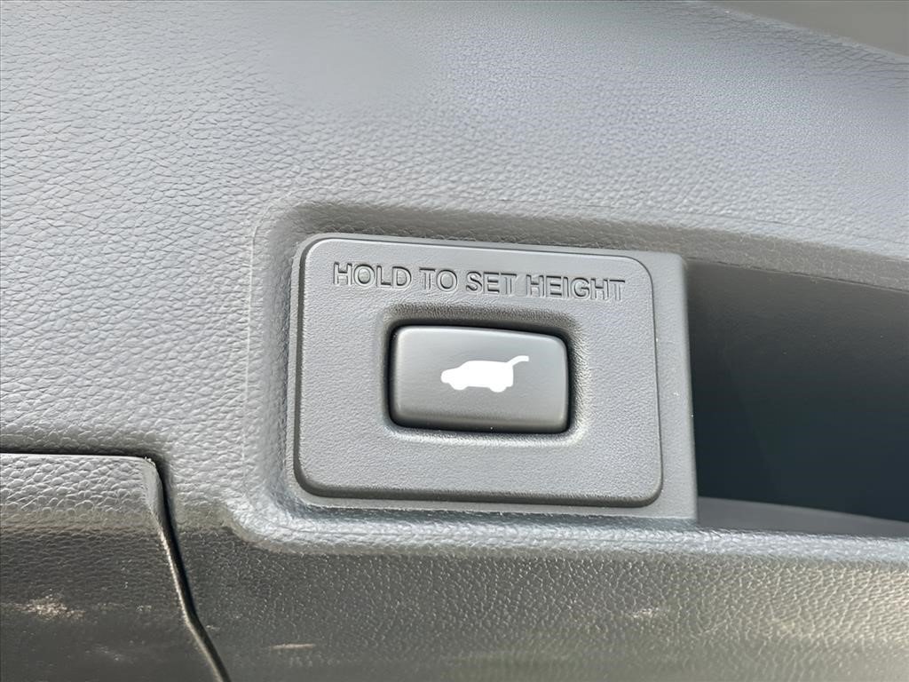 Used 2021  Acura w/Technology Package image 33